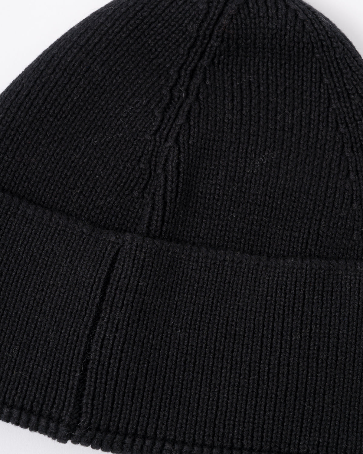 close up of a HUGO Xential Mens Beanie in Black 001