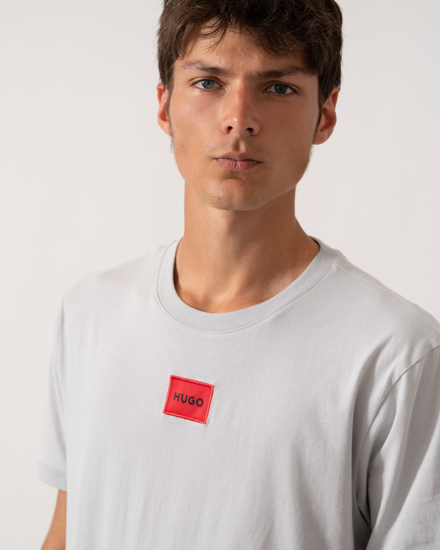 HUGO Diragolino212 Label Logo Mens T-Shirt - Light/Pastel Grey 050