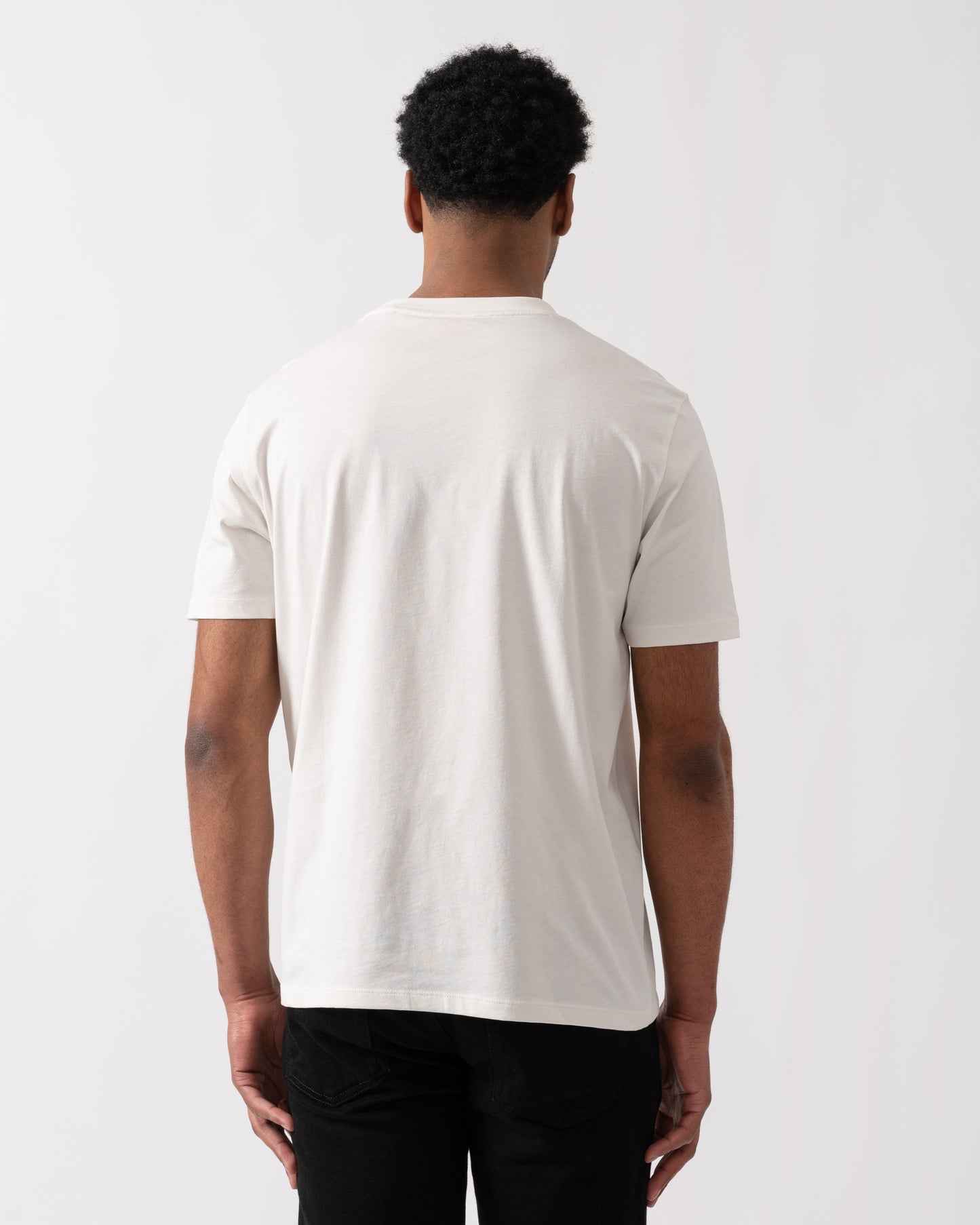 HUGO Dumeo Mens Tortoise-Logo T-Shirt in Cotton Jersey - Natural 102 | CHO | Designer Mens Short Sleeve T-Shirts
