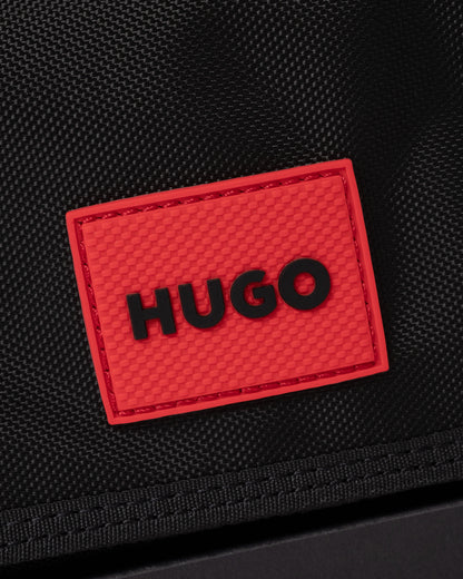 HUGO Mens GB Nylon Multicard Wallet -   logo detail