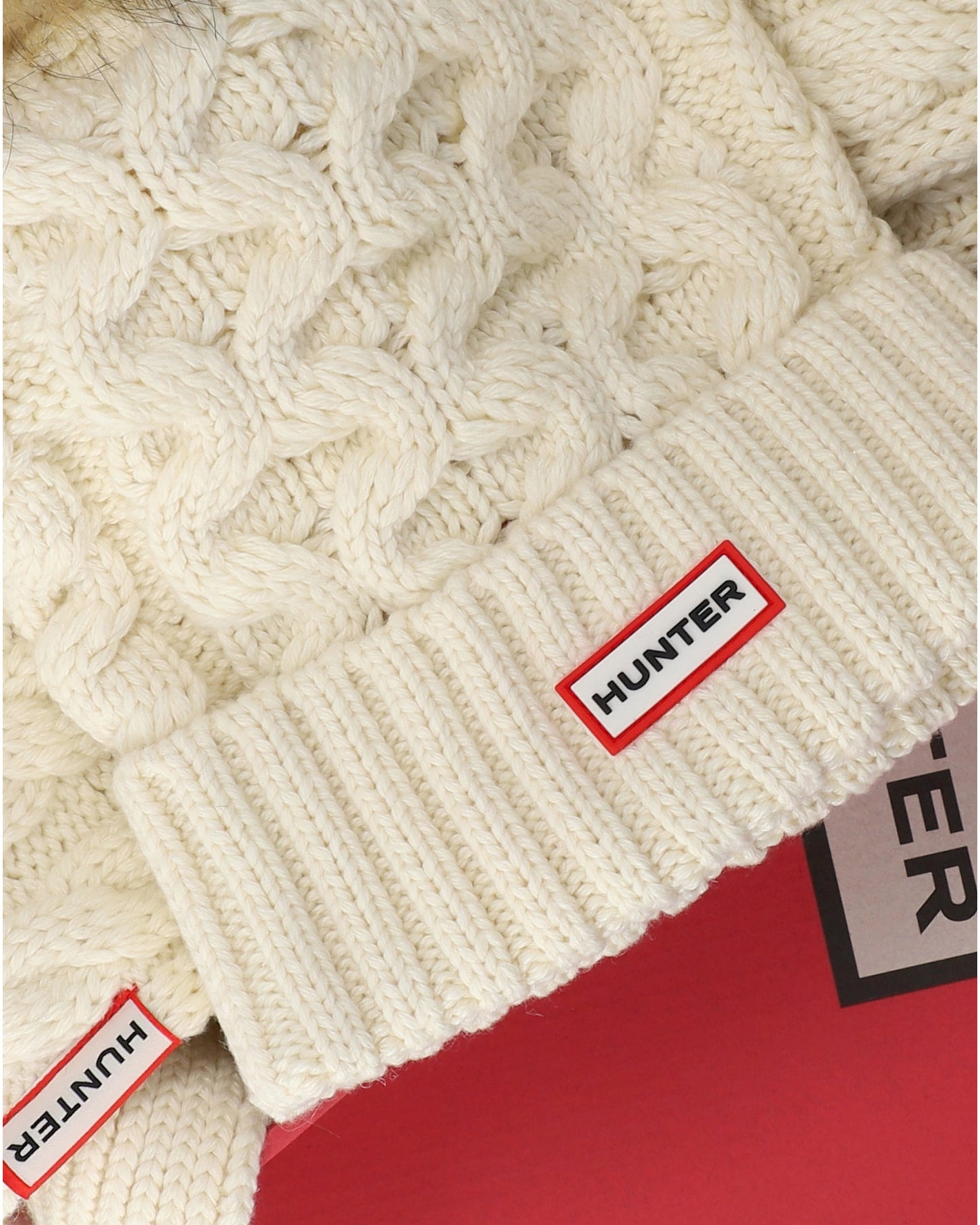 Hunter Unisex Cable Knit Fur Pom Beanie & Scarf Box Set - Antique White