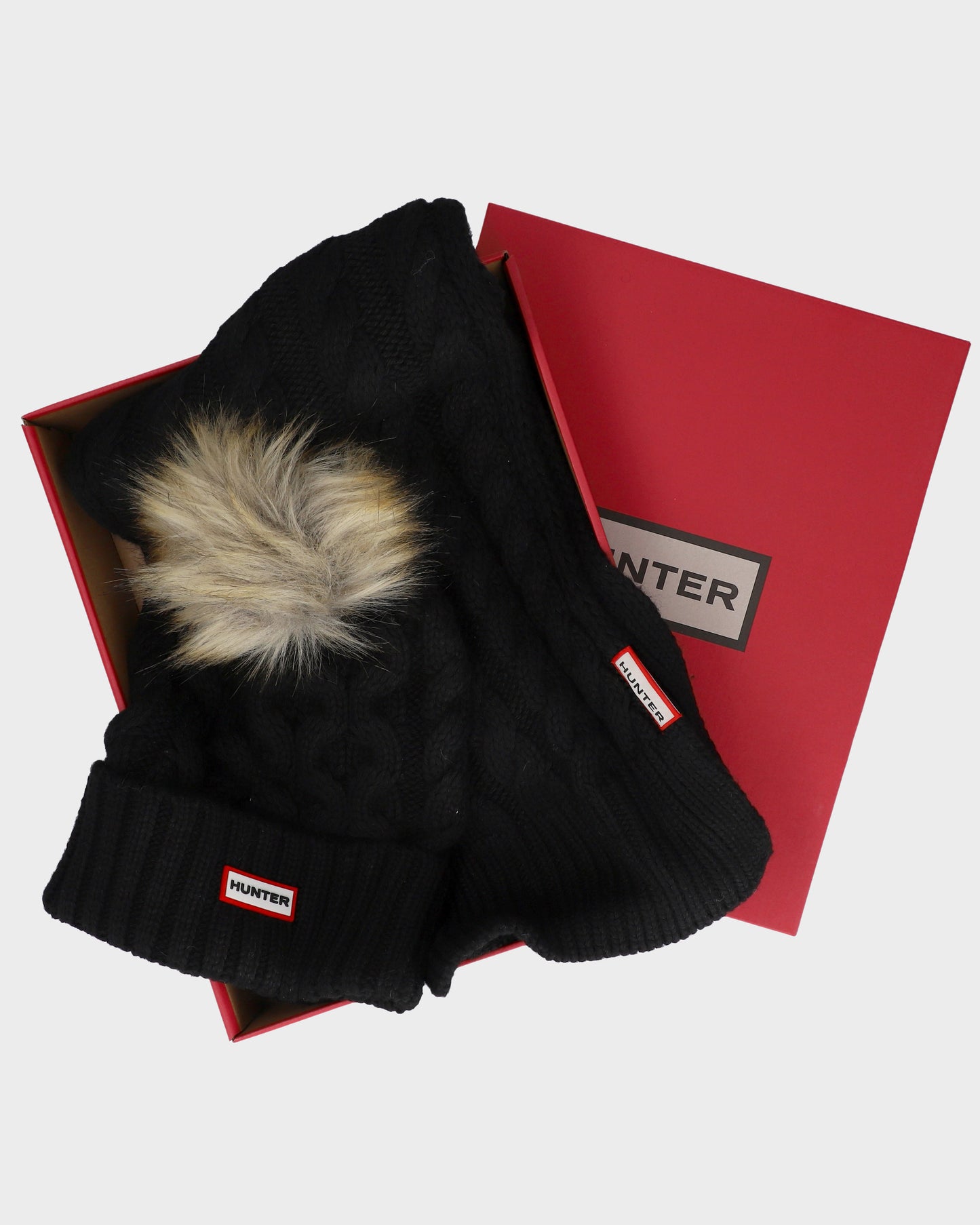 Hunter Unisex Cable Knit Fur Pom Beanie & Scarf Box Set - Black