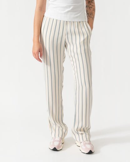Front of the Samsoe & Samsoe Hoys Straight Aop Womens Pants