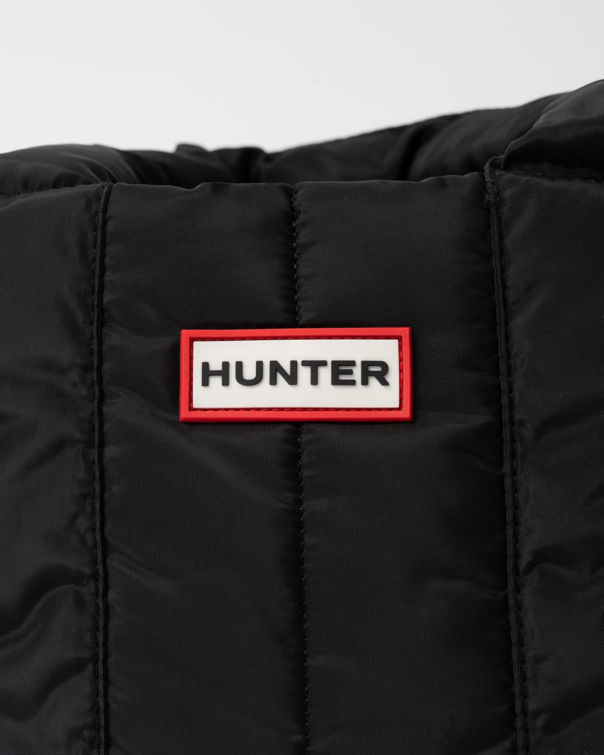 Hunter Intrepid Puffer Mini Tote logo