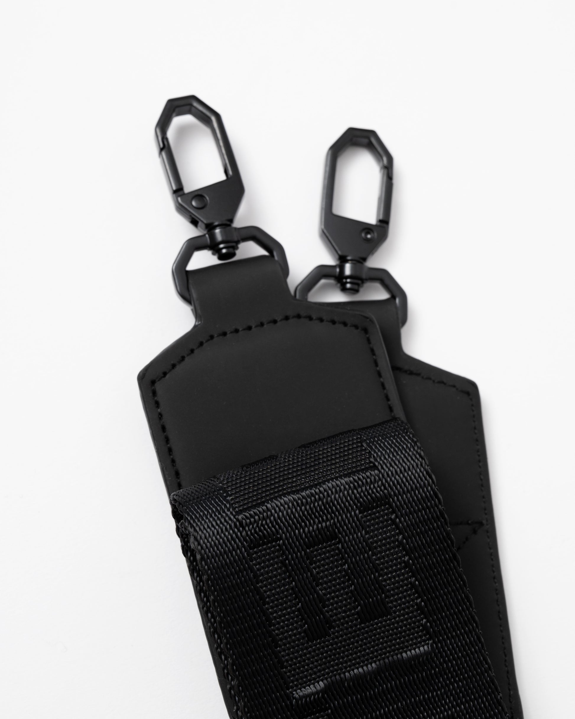 Hunter Intrepid Puffer Mini Tote removable straps