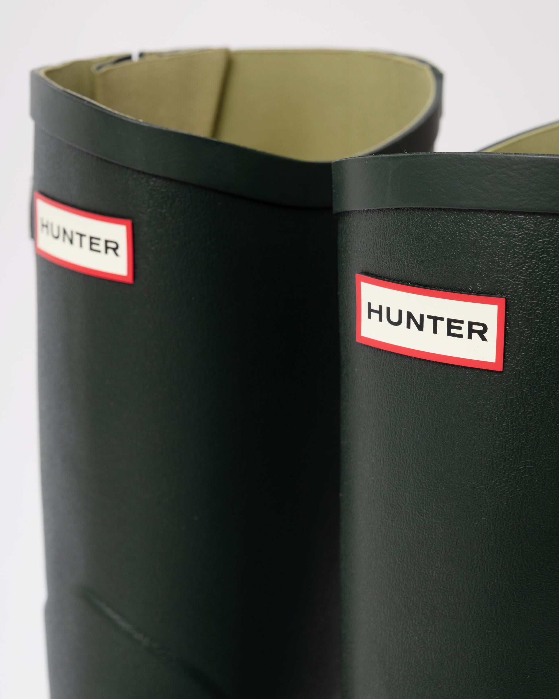 Hunter Unisex Balmoral MKII Side Adjustable Boot logo detail