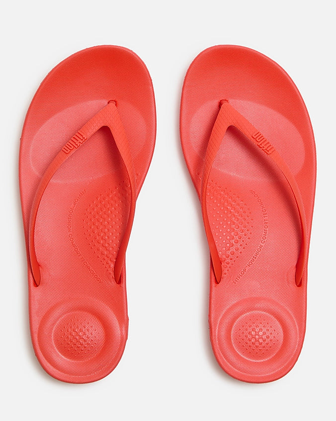 Fitflop Iqushion Womens Ergonomic Flip-Flops - Cherry Tomato D49