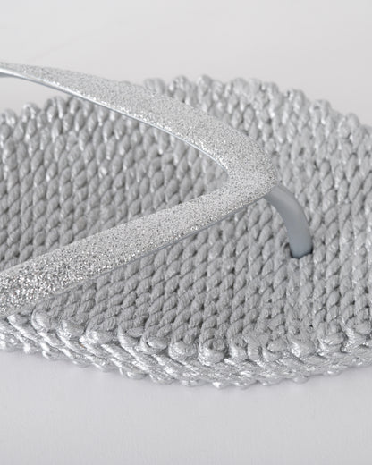 detail shot of Ilse Jacobsen Cheerful Glitter Womens Flip Flops in Silver