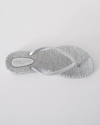 top shot of Ilse Jacobsen Cheerful Glitter Womens Flip Flops in Silver