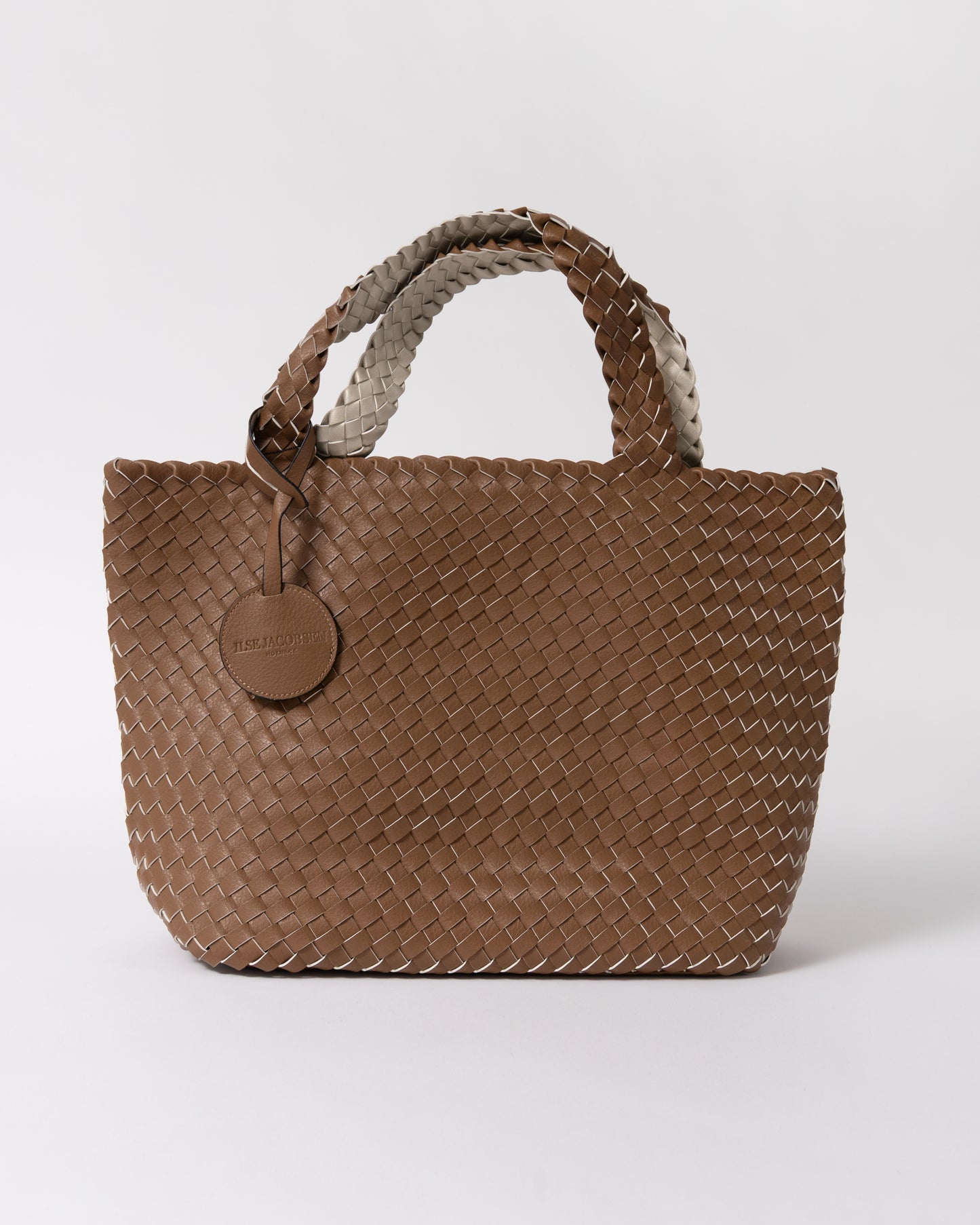 Ilse Jacobsen Reversible Braided Shopper in Goldy Sand Dollar Metallic 256133