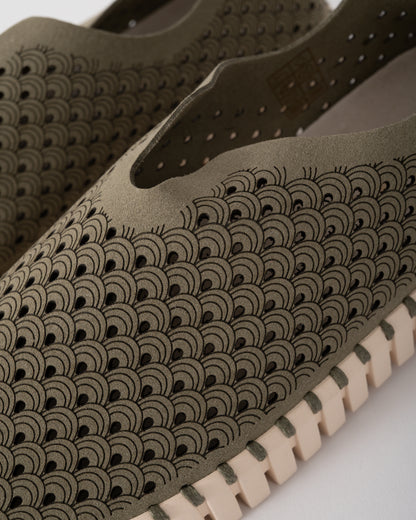detail of Ilse Jacobsen Tulip Slip-In Womens Shoes in Army green