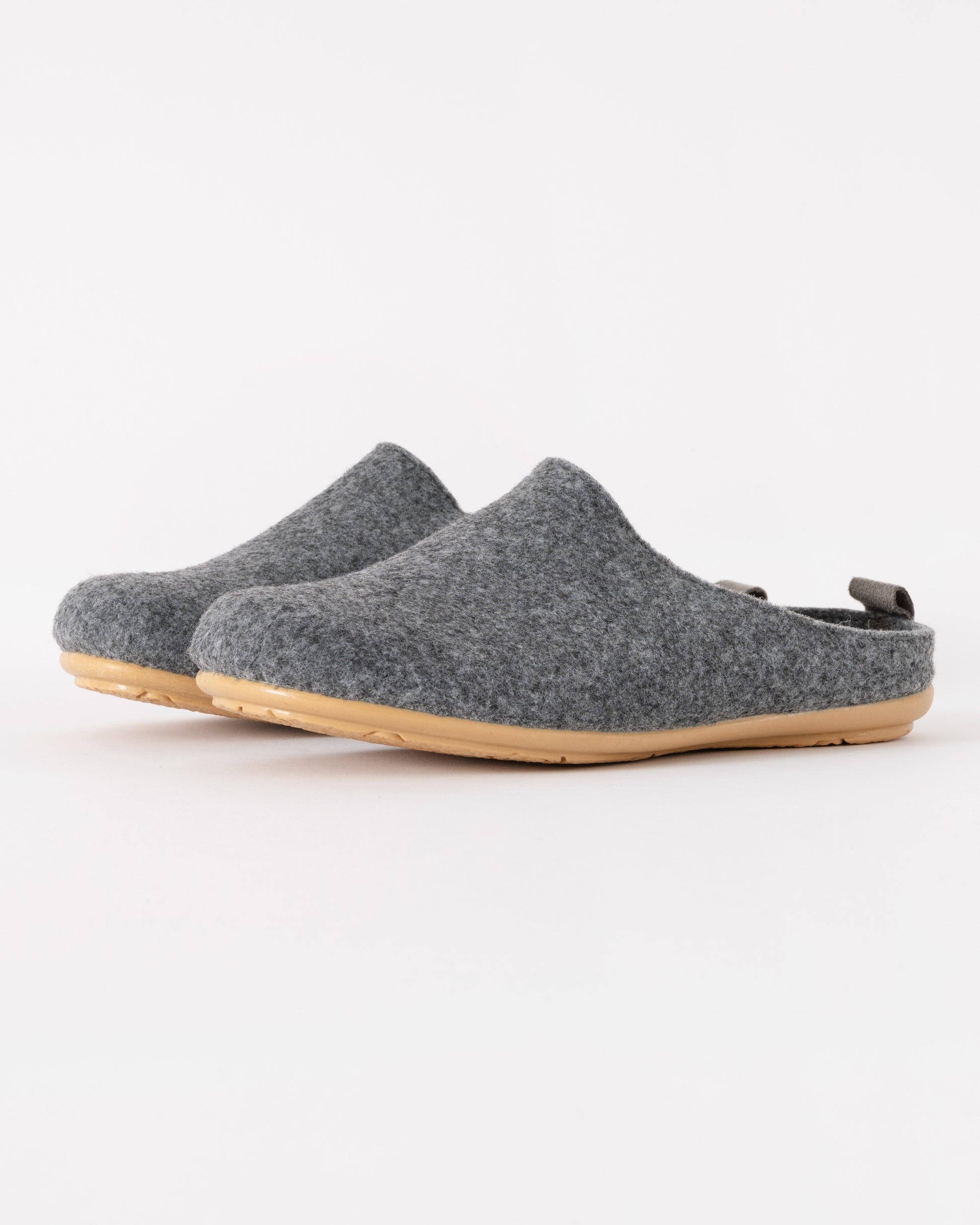 Ilse Jacobsen Snippy Womens Felt Slippers in Grey Wheat