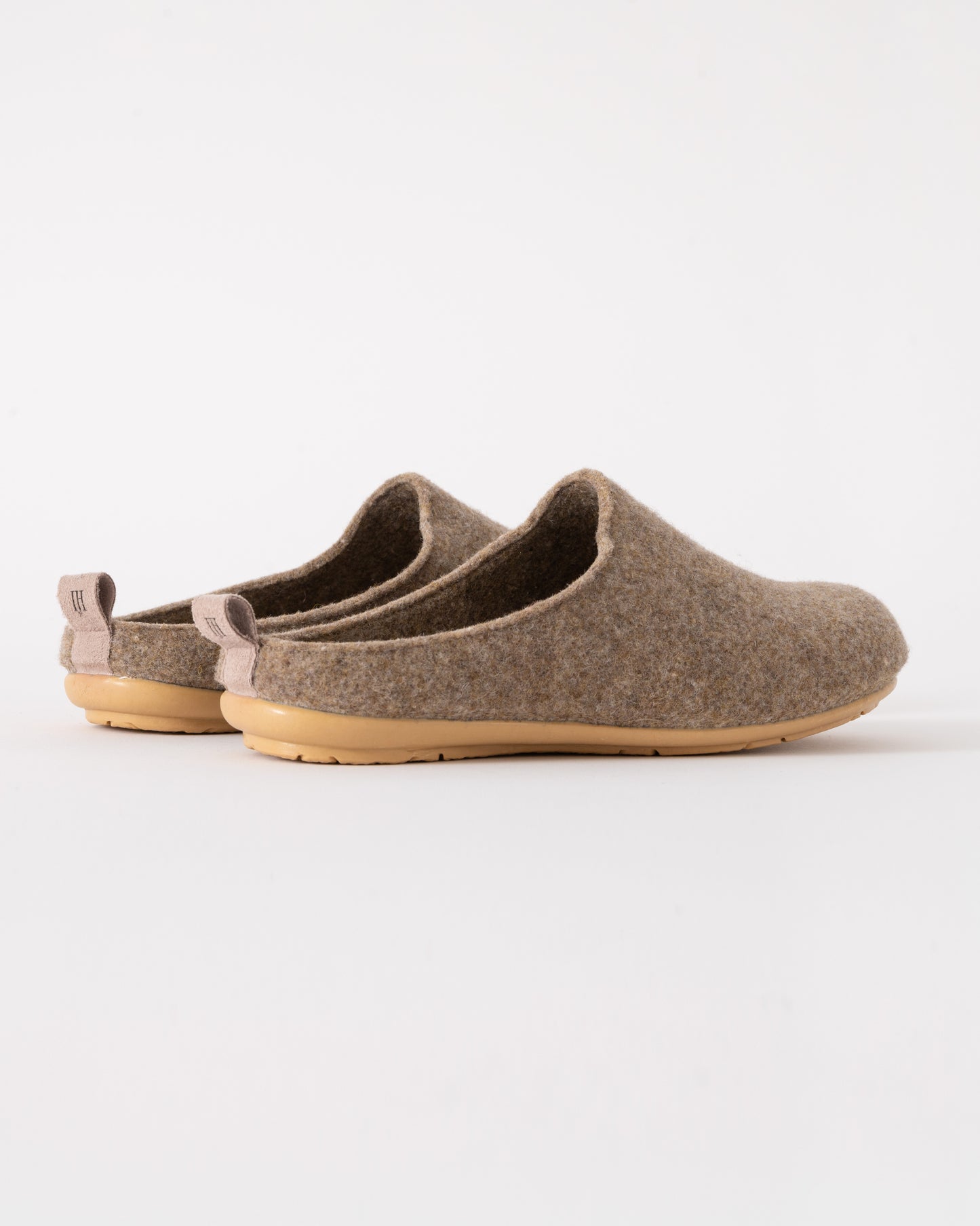 Ilse Jacobsen Snippy Womens Felt Slippers - Wheat