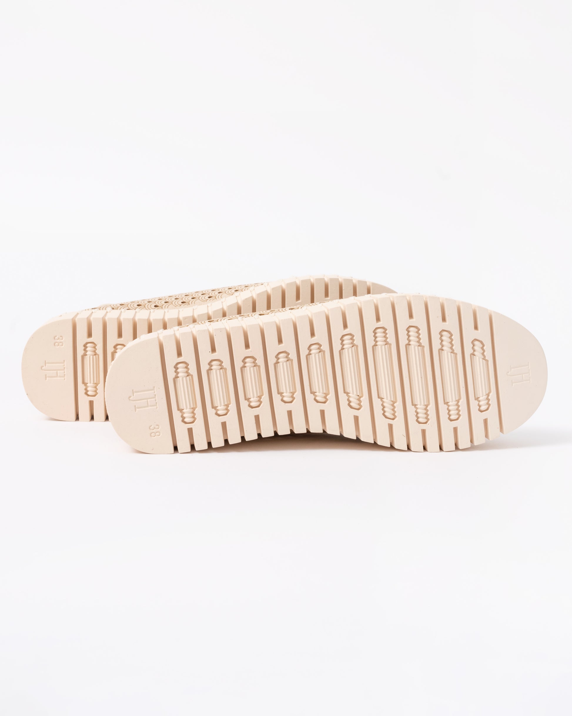 Tulip Slip-In Womens Platform Shoes in Kit 144 - sole