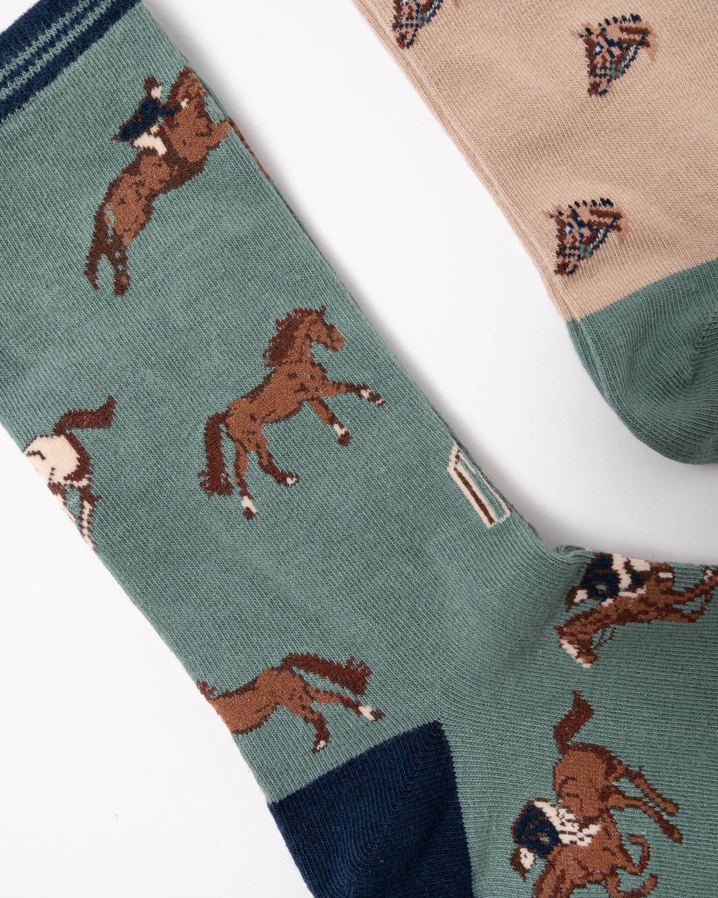 detail of Joules Everyday 2 Pack Womens Socks in Green and Neutral Horse