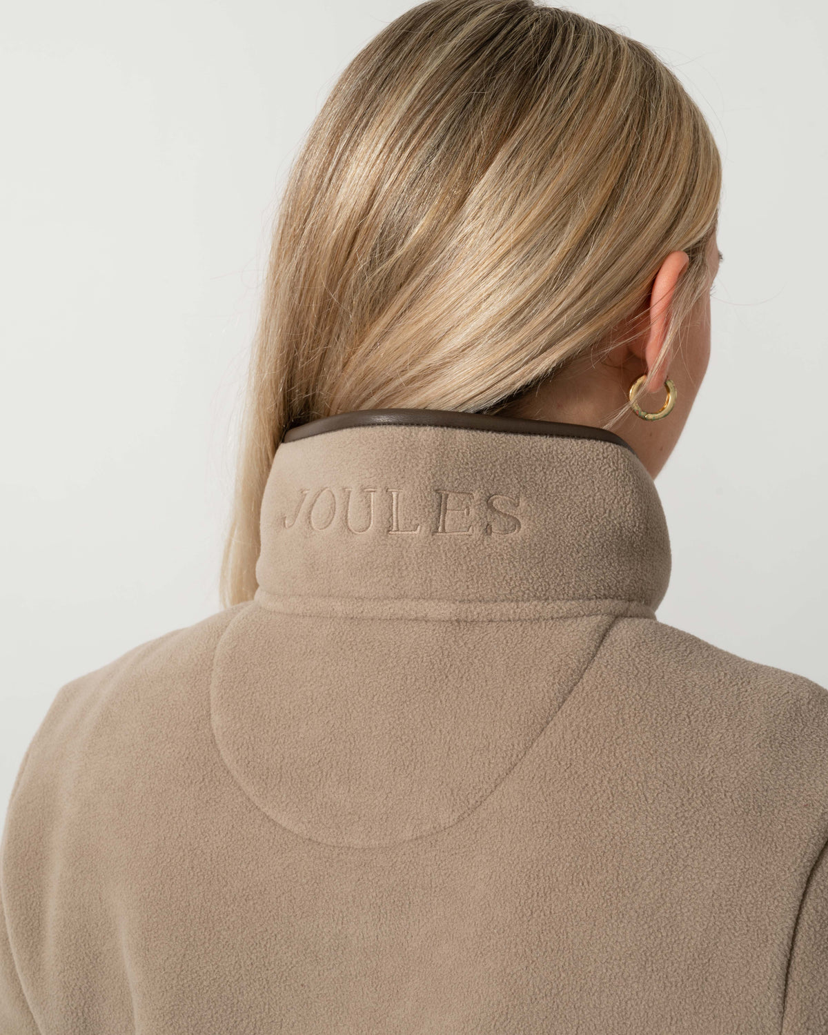 Back of the collar of the Joules Heritage Full Zip Womens Fleece - Mink Brown