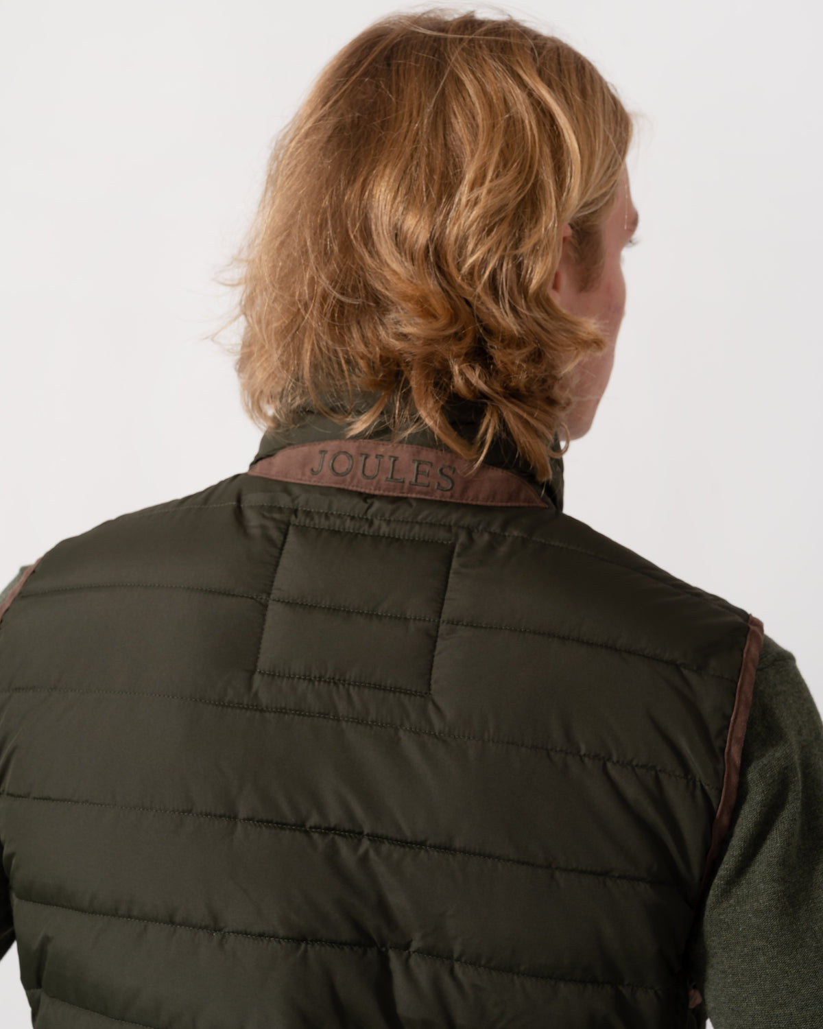 Collar detail on the Joules Mens Heritage Padded Gilet - Green