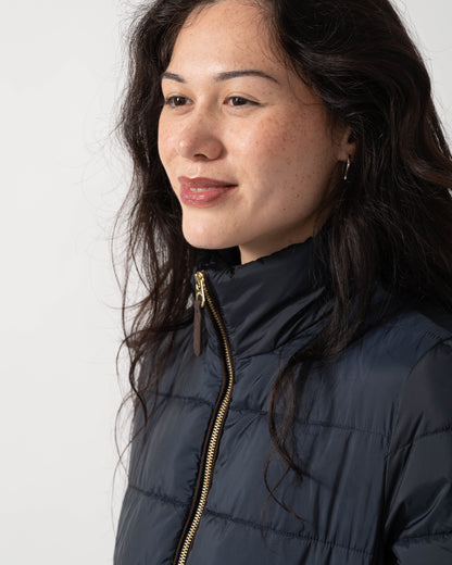 Collar detail of the Joules Paddock Womens Showerproof Padded Jacket - Navy