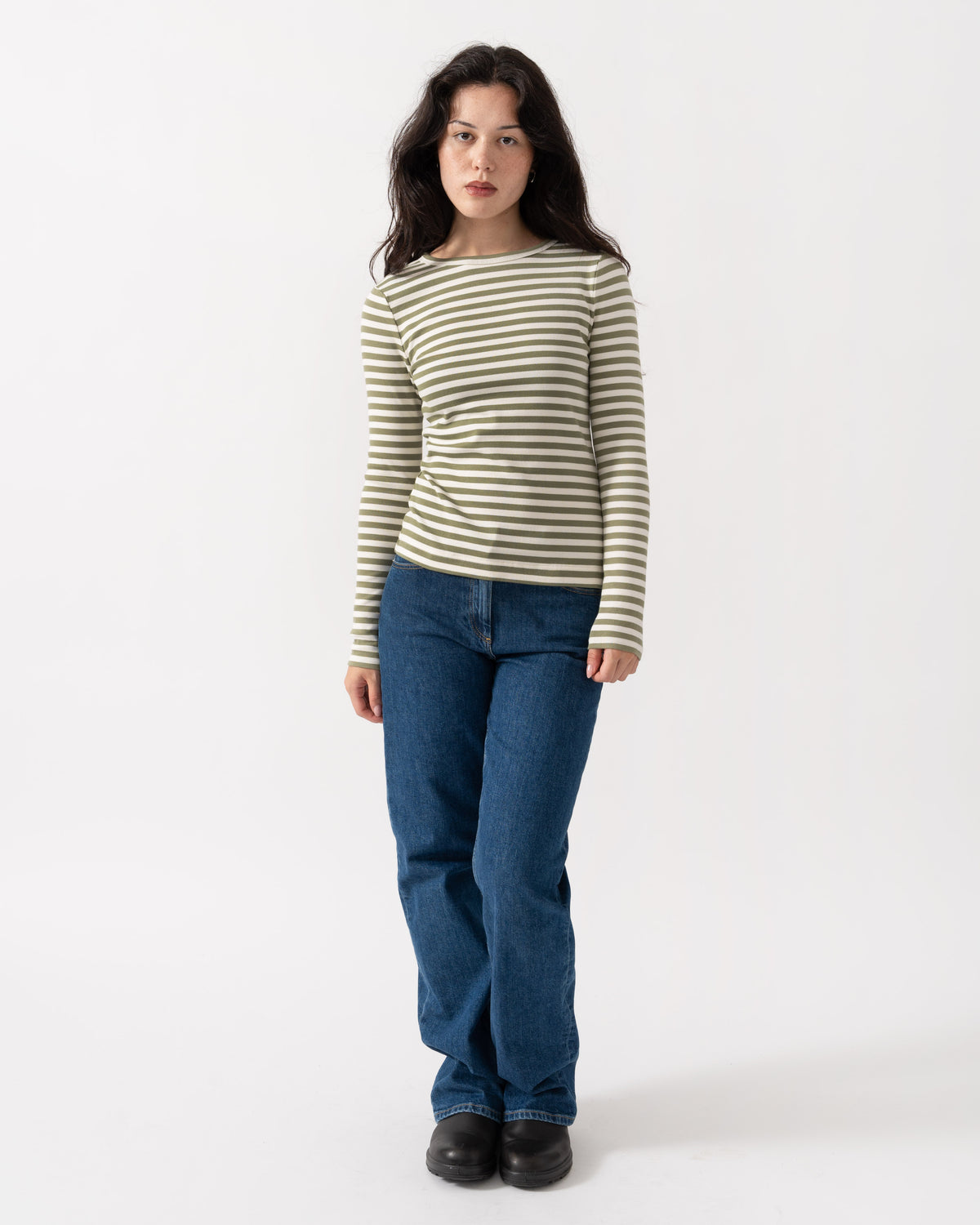 Model wearing the Joules Sophie Womens Long Sleeve Ribbed Fitted T-Shirt - Khaki Green