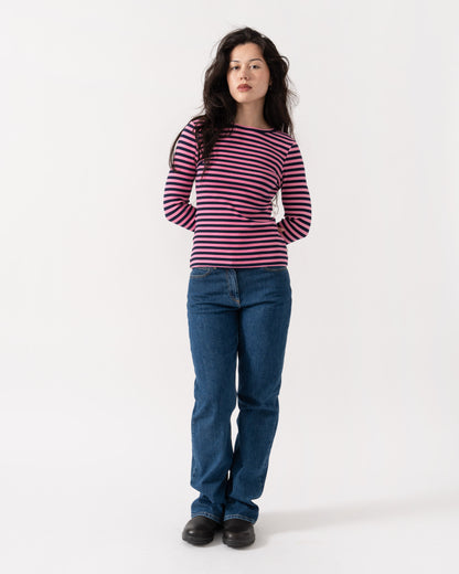 Model wearing the Joules Sophie Womens Long Sleeve Ribbed Fitted T-Shirt - Navy/Pink