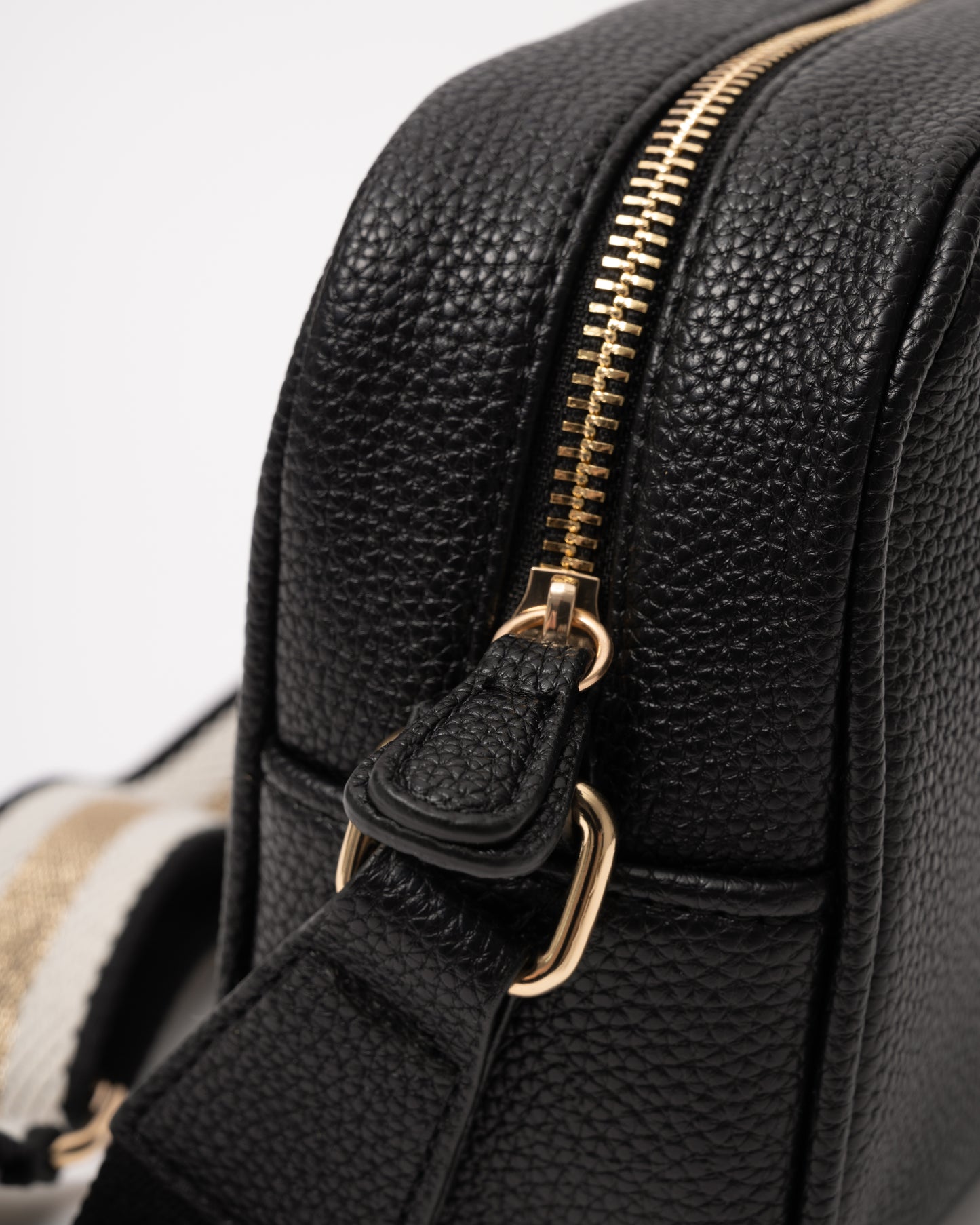 Joules Trent Womens Crossbody Bag - Black