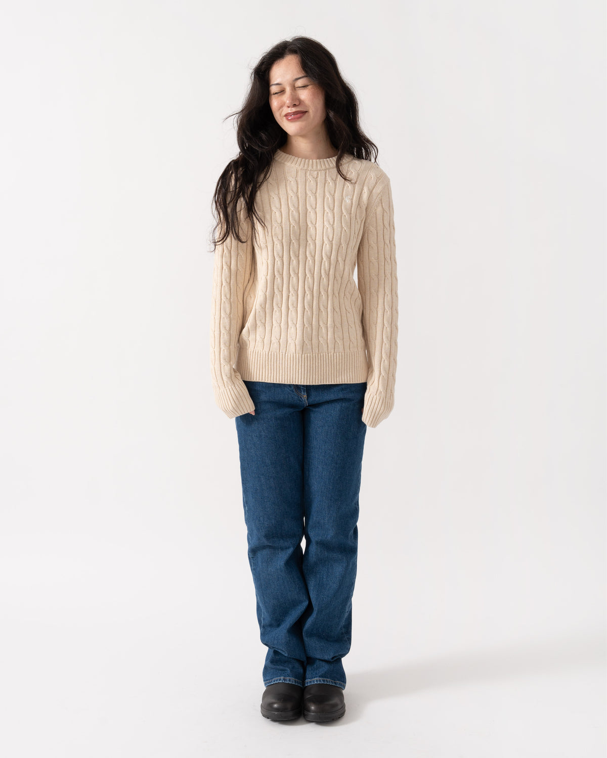 Model wearing the Joules Womens Classic Cable Knit Jumper - Oatmeal