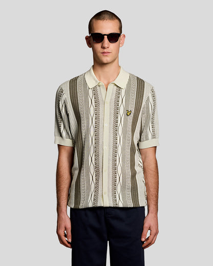 Lyle & Scott Brocade Jacquard Short Sleeve Mens Knitted Shirt - Y148 Ice Cream | CHO | Designer Mens Shirts - Y148 Ice Cream - M - 5063560887981