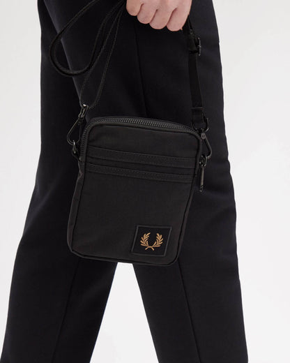 Fred Perry Nylon Badge Small Side Bag - Black 102