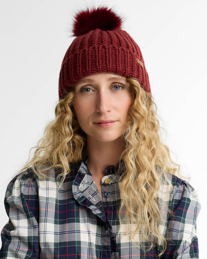 Barbour Saltburn Beanie & Scarf Gift Set - Cranberry