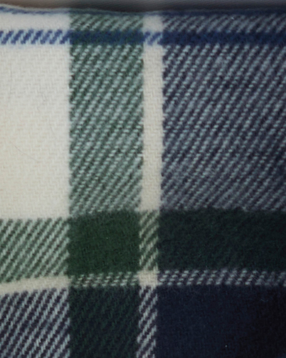 Barbour Dover Beanie & Hailes Scarf Gift Set - Light Evergreen | CHO | Designer Unisex Beanies