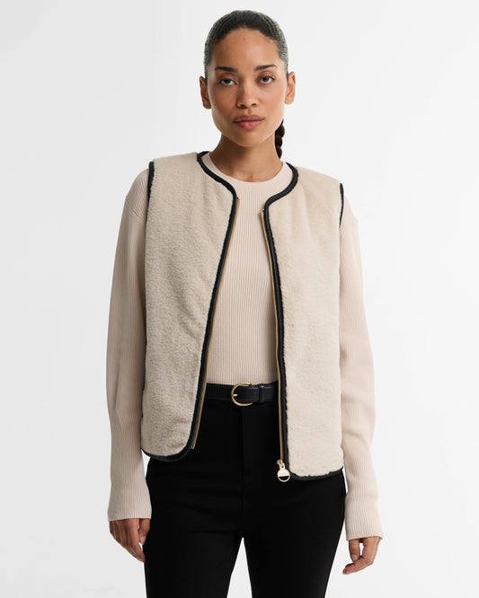 Barbour International Oulton Womens Faux Fur Liner - Lt Stone/Black | CHO | Designer Womens Jacket Liners