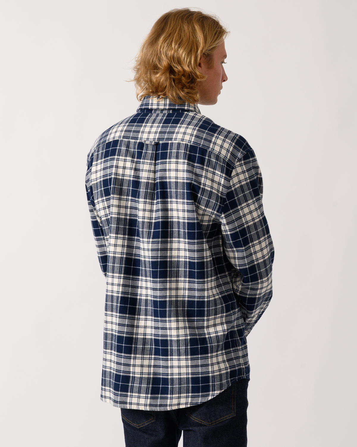 back of model wearing a Lacoste Casual Flannel Mens Long Sleeve Shirt in Lapland/Navy Blue-Rill DCN0