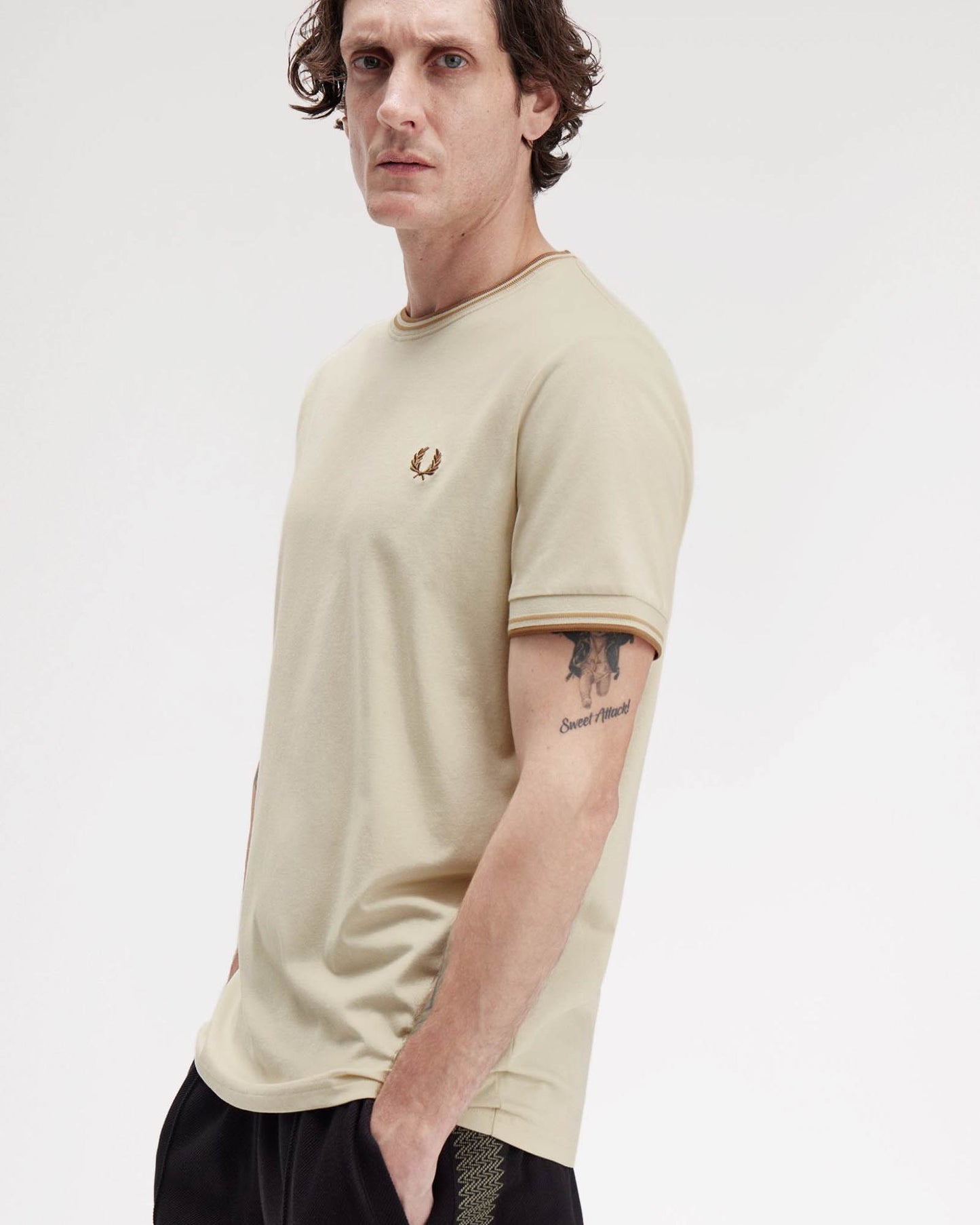 Fred Perry Mens Twin Tipped T-Shirt - Oatmeal/Warm Stone/Shaded Stone Z53