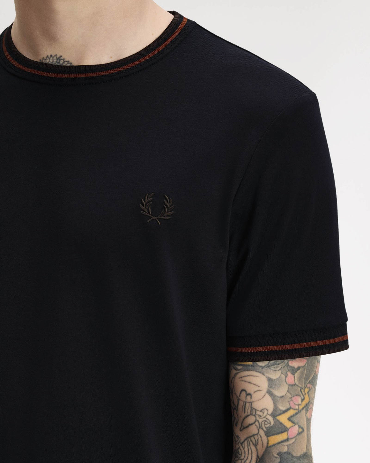 Fred Perry Mens Twin Tipped T-Shirt - Navy/Burgundy/Rich brown 75C collar and badge detail