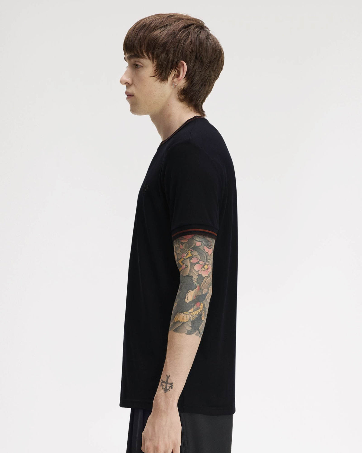 Fred Perry Mens Twin Tipped T-Shirt - Navy/Burgundy/Rich brown 75C side profile