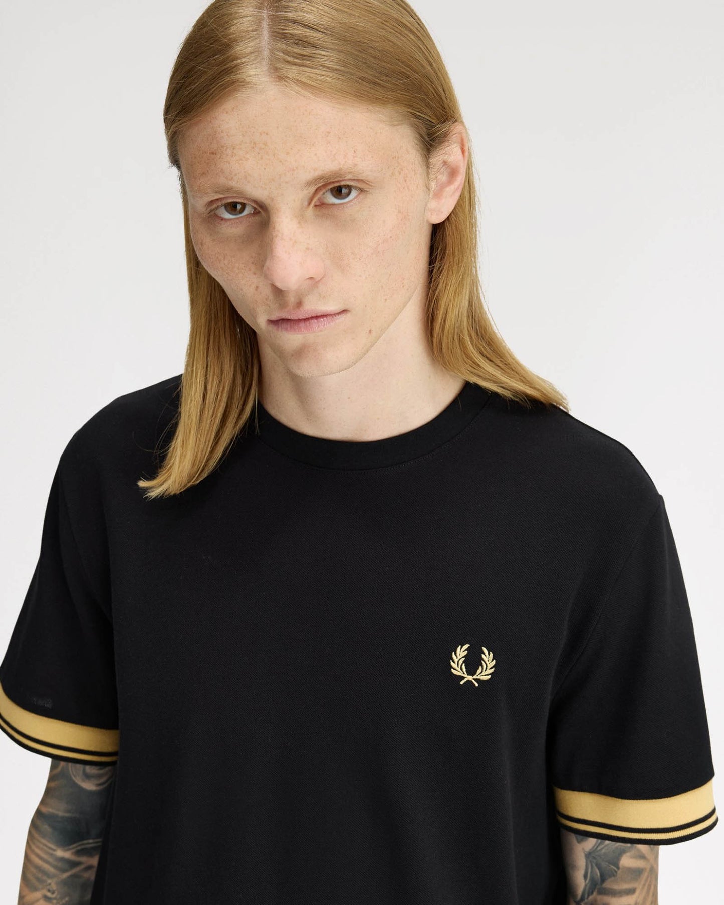 Fred Perry Mens Twin Tipped Cuff T-Shirt - Black/Champagne 90A | CHO | Designer Mens T-Shirts