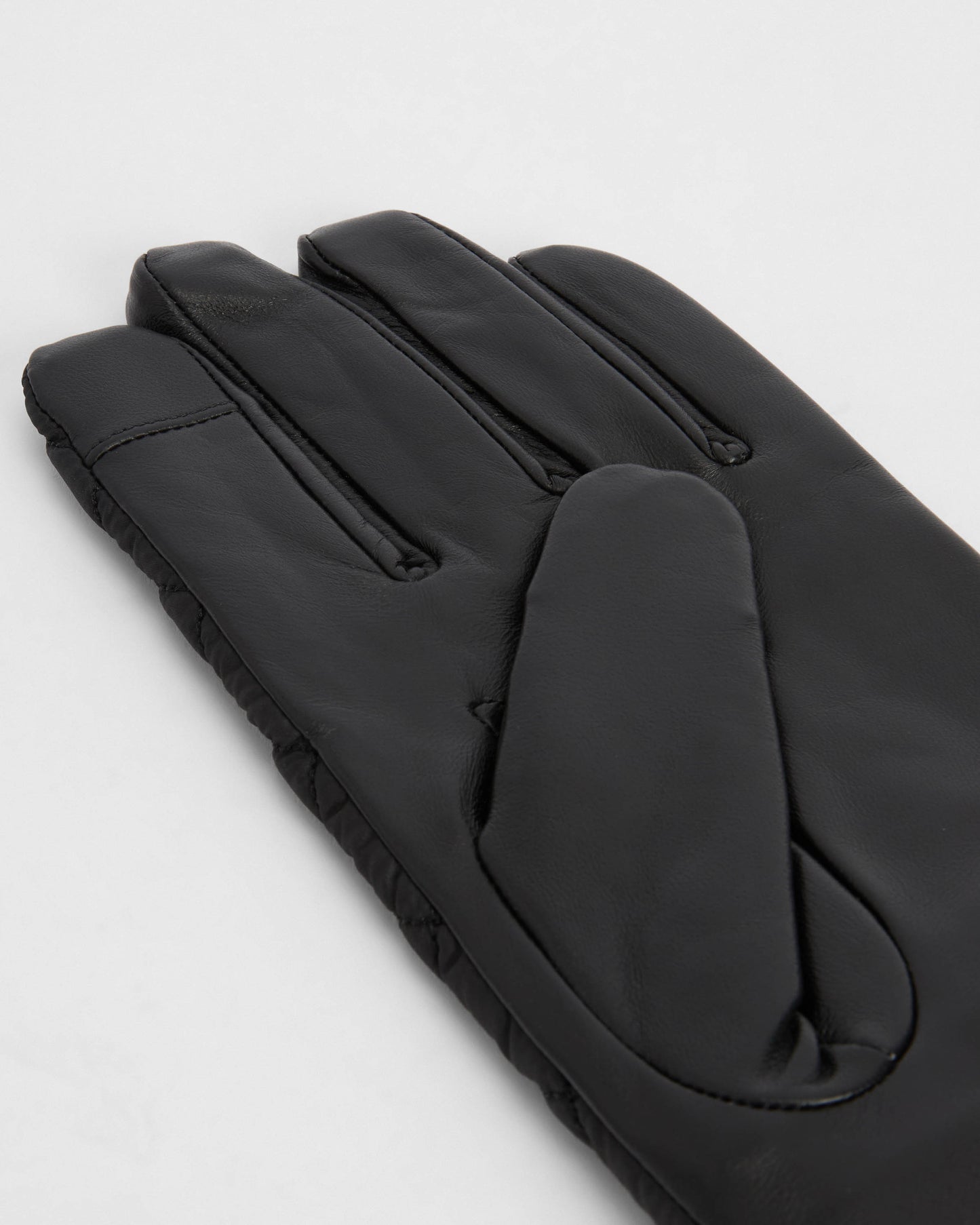 Barbour Singsby Mens Waterproof Gloves - Black | CHO | Designer Mens Gloves