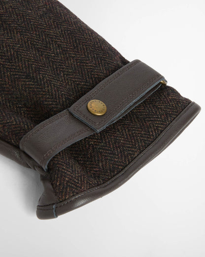 Barbour Barlow Mens Gloves - Brown, cuff detail.
