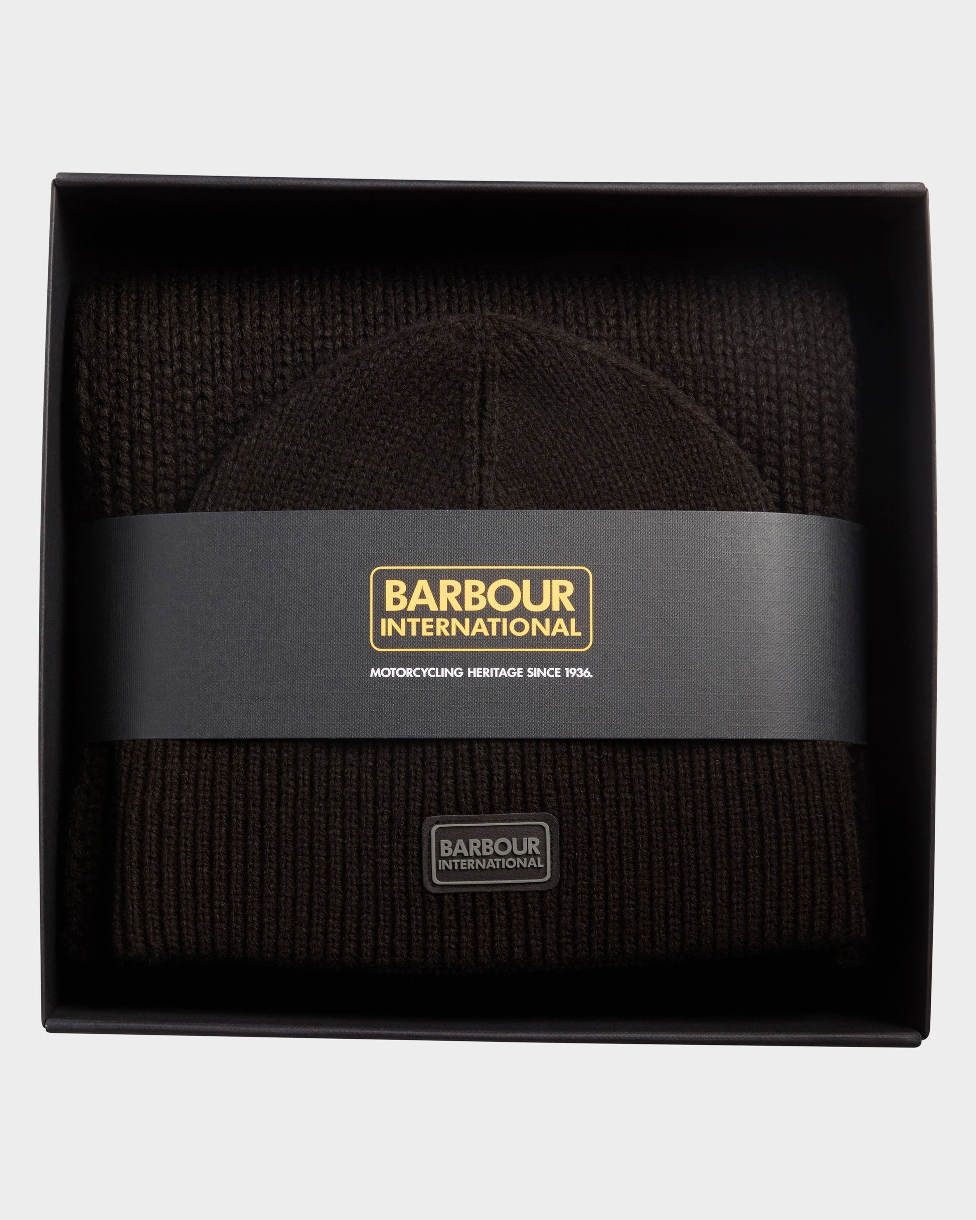 Barbour International Sweeper Legacy Mens Beanie & Scarf Gift Set - Black/Black | CHO | Designer Mens Gift Sets