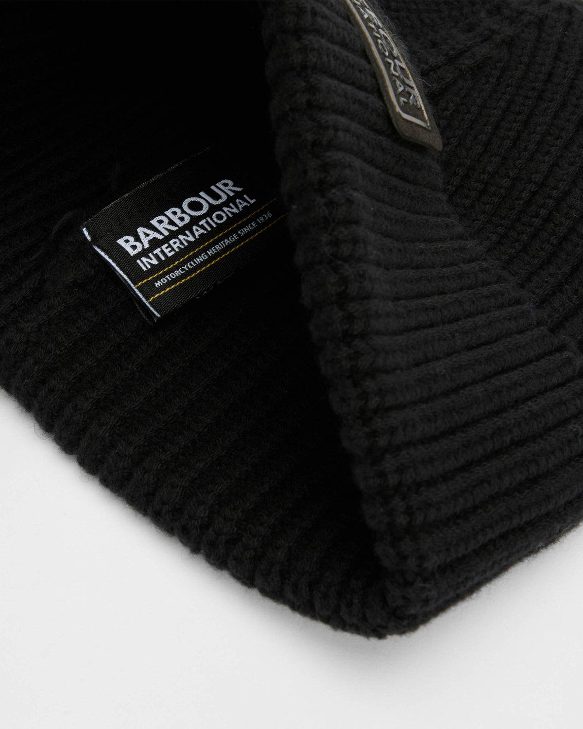Barbour International Sweeper Mens Beanie & Scarf Gift Set - Black | CHO | Designer Mens Beanies