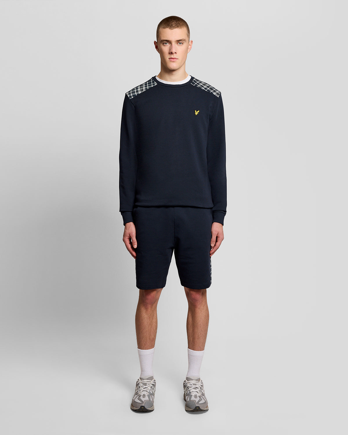 Lyle & Scott Check Panelled Mens Crew Neck Sweatshirt - Z271 Dark Navy