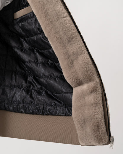 faux fur trim detail of a Moose Knuckles Classic Bunny 3 Mens Fleece Hoodie in Ashen 2019