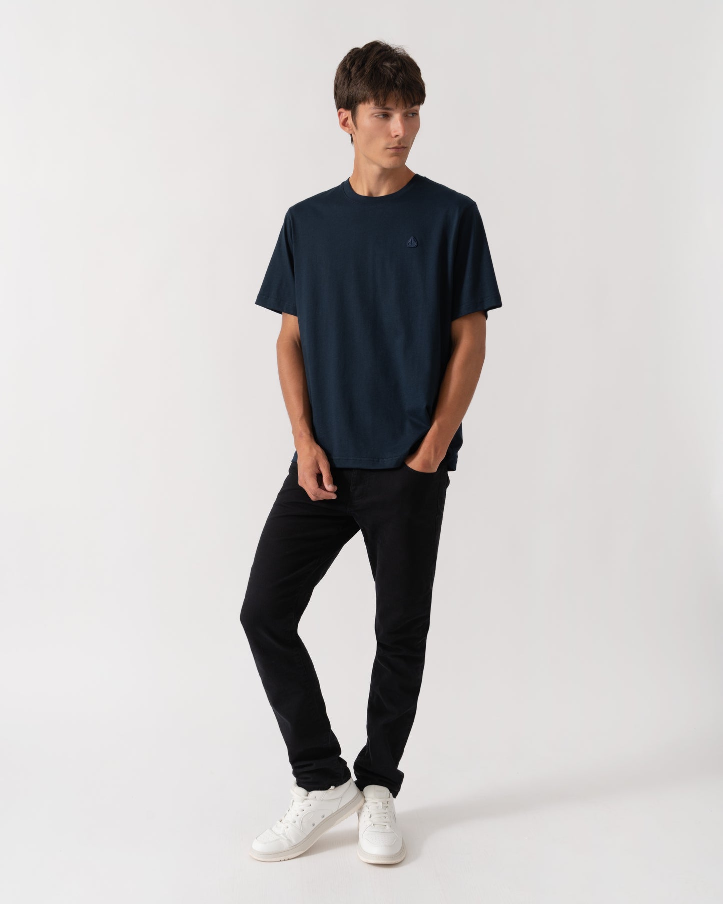 Moose Knuckles Mens Yul Classic T-Shirt - Navy 833 full length