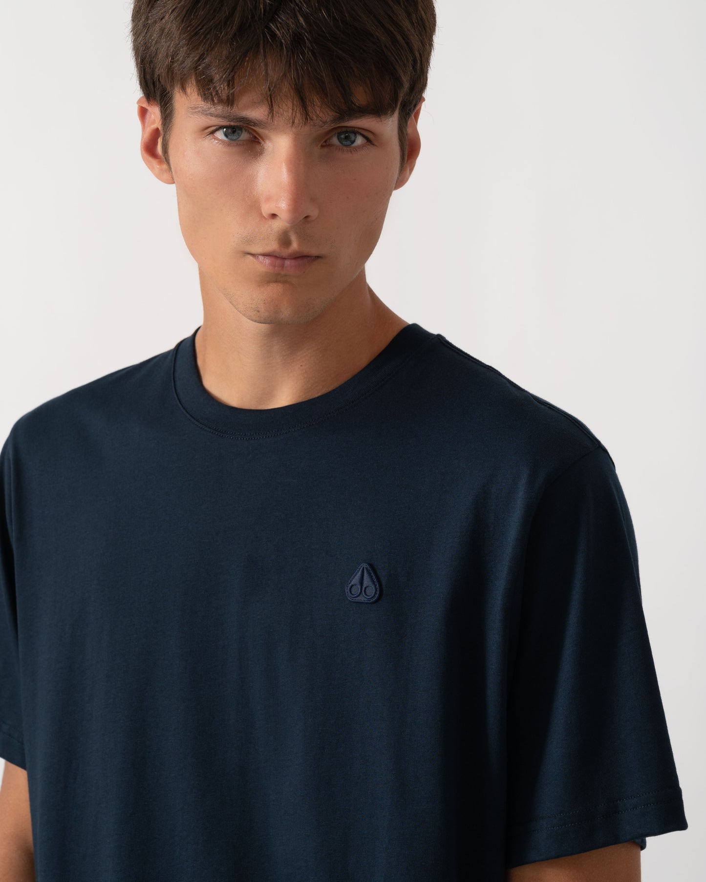 Moose Knuckles Mens Yul Classic T-Shirt - Navy 833 detail