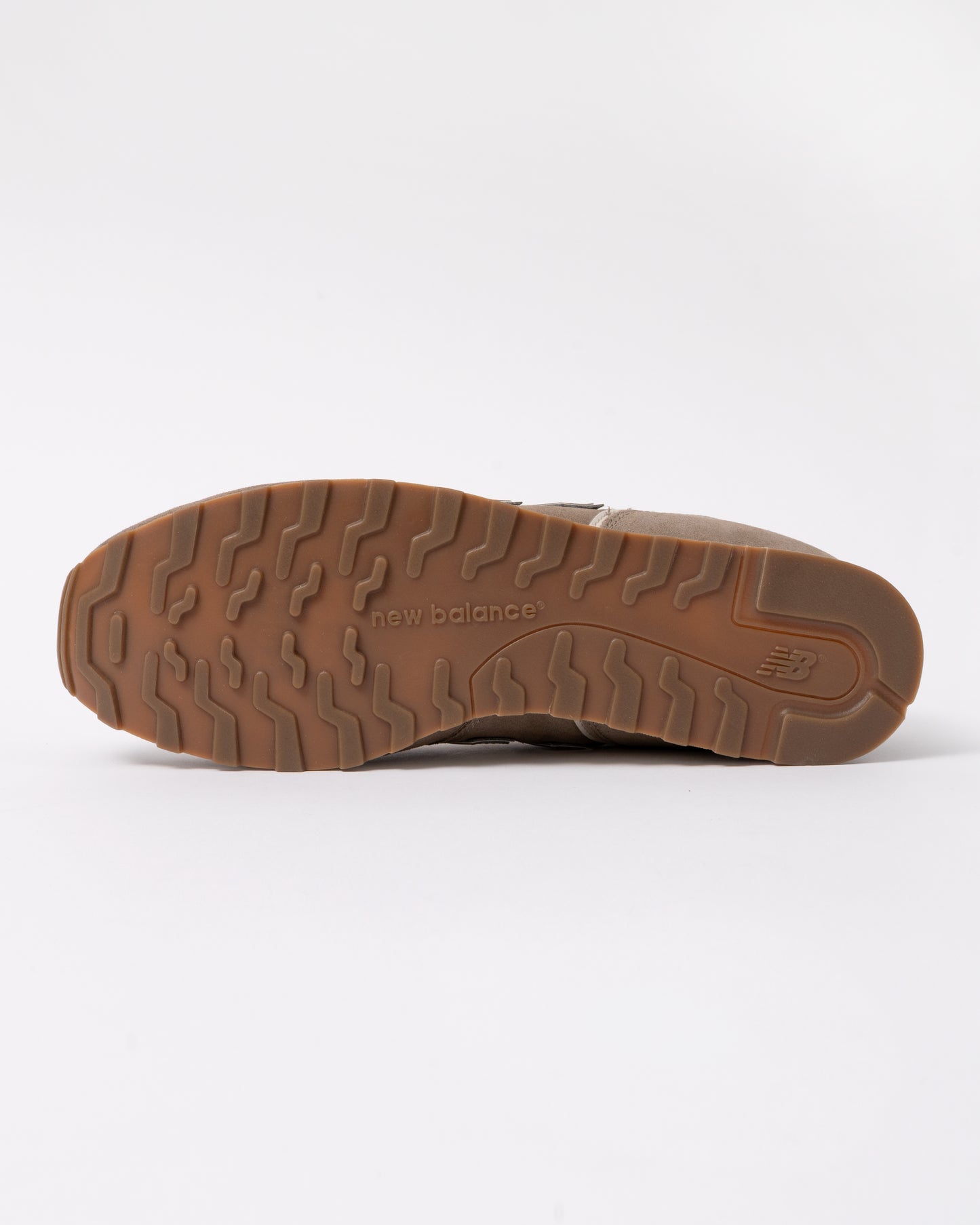 sole of New Balance 373 Mens Trainers in Timber Wolf