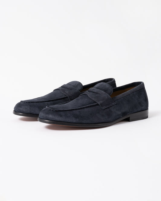 a pair of Oliver Sweeney Keyworth Suede Mens Loafers in Navy
