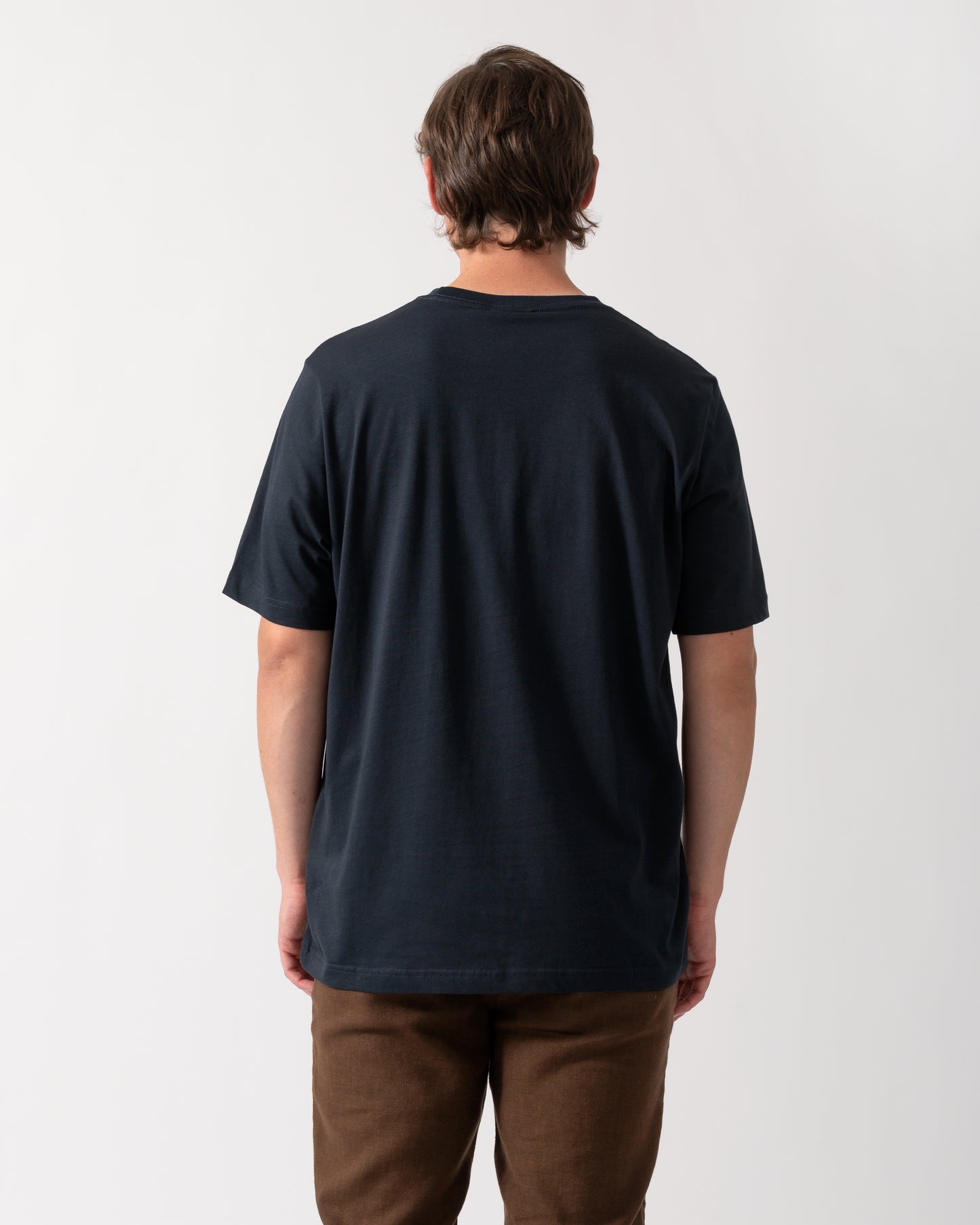 back shot of a model wearing a PS Paul Smith Mens Regular Fit Zebra Logo T-Shirt M2R-011R-WZEBRA in 49 Very Dark Navy