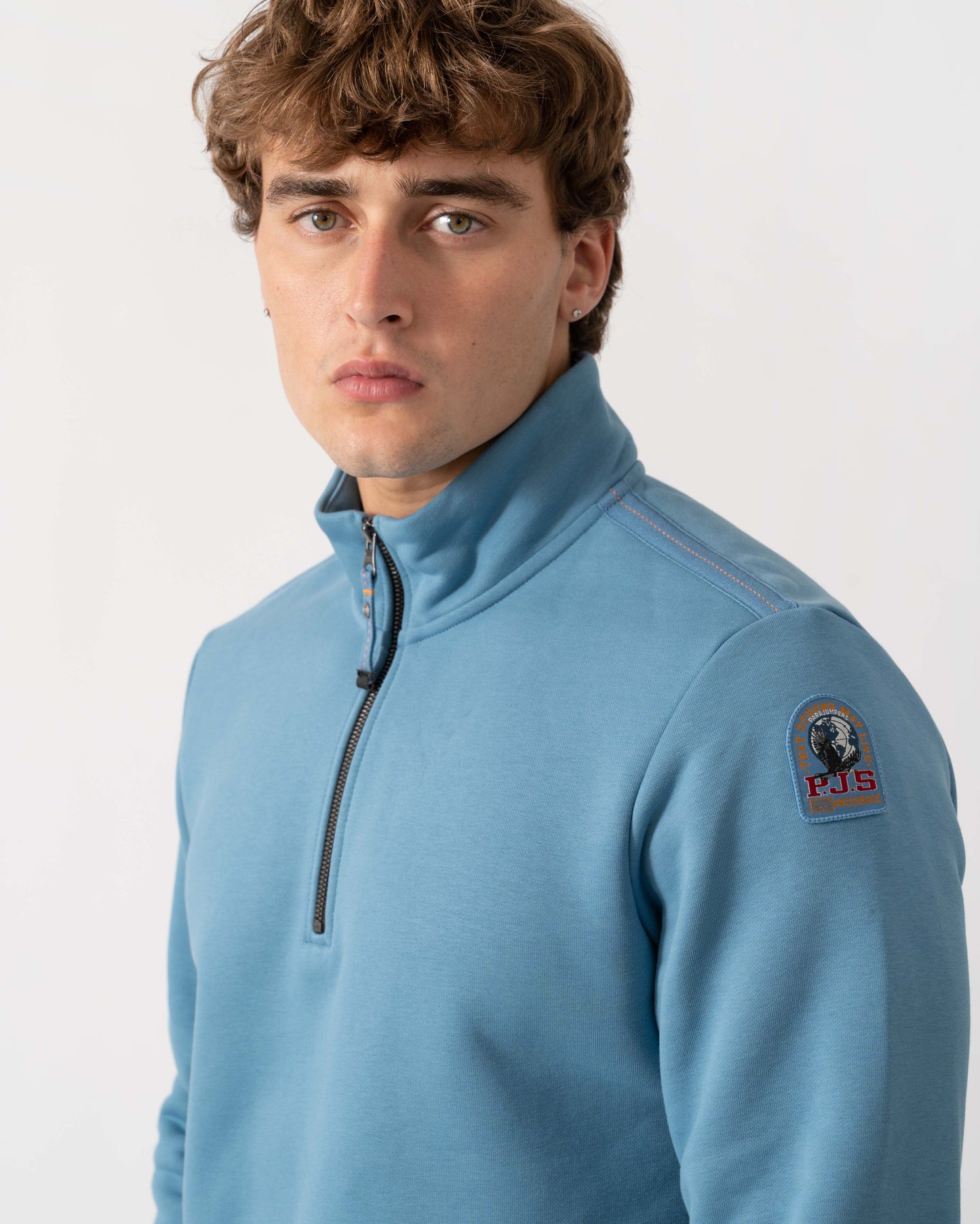 collar detail of Parajumpers Broad Peak Mens Quarter Zip Sweatshirt - Sky Steel 138