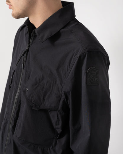 detail shot of a model wearing a Parajumpers Elgin Mens Overshirt in Black 541