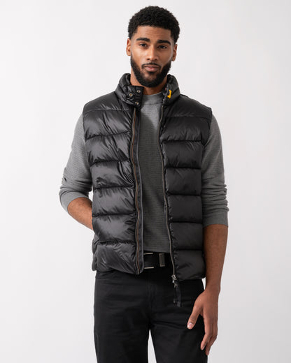 model wearing a Parajumpers Jeordie Mens Down Vest in Black